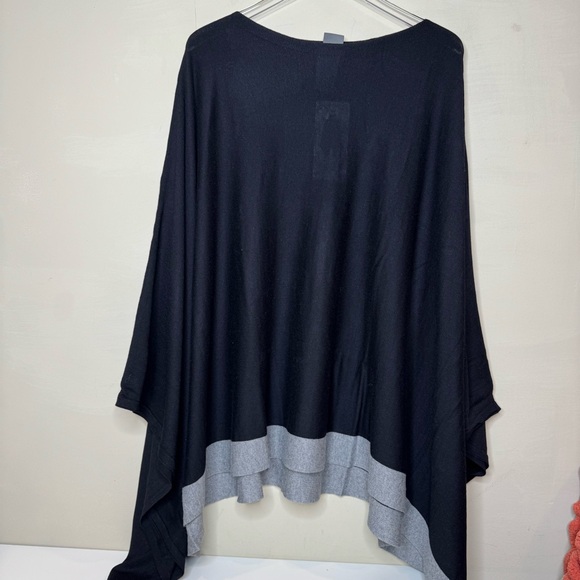 Matty M Ladies´ Sweater Poncho Nwt one size - Picture 5 of 7
